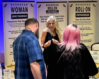 Heather with some of the beautiful people who stopped by the Rockstar Blends booth | Cannadelic 2024