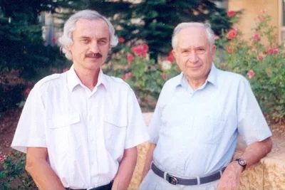 Lumír Hanuš (left) and Raphael Mechoulam, Jerusalem. With William Devane they isolated anandamide in 1992.